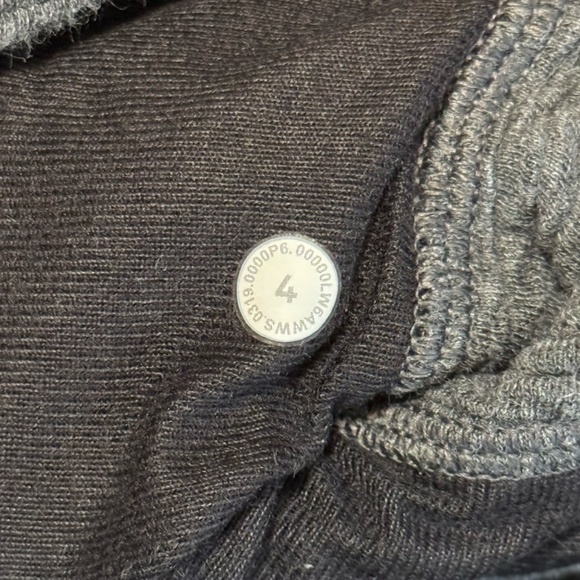 lululemon - Retreat Yourself Crop Heathered Core Dark Ribbed Grey - Size 4 / XS - Picture 6 of 15